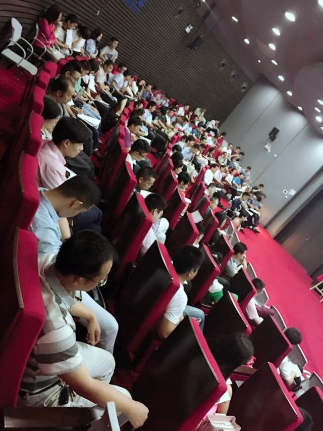 太陽能智慧路燈，太陽能路燈廠家，太陽能路燈價格
