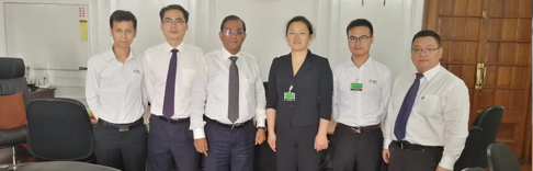 源碼團(tuán)隊(duì)受到斯里蘭卡總統(tǒng)秘書、國(guó)務(wù)部長(zhǎng)等政要的熱情接見