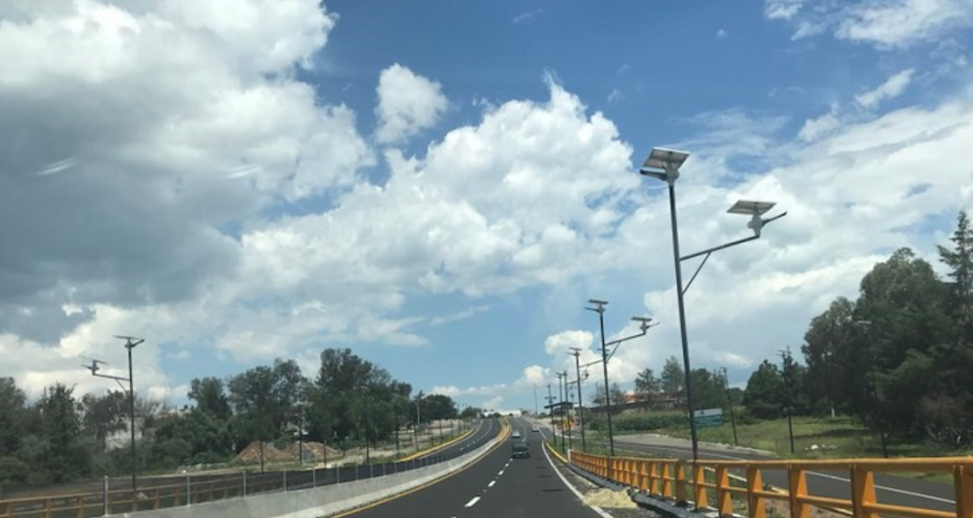 廣場(chǎng)公園照明智慧路燈的特點(diǎn)