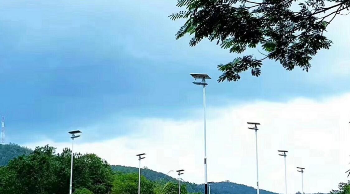 路燈桿為什么要鍍鋅金屬表面？